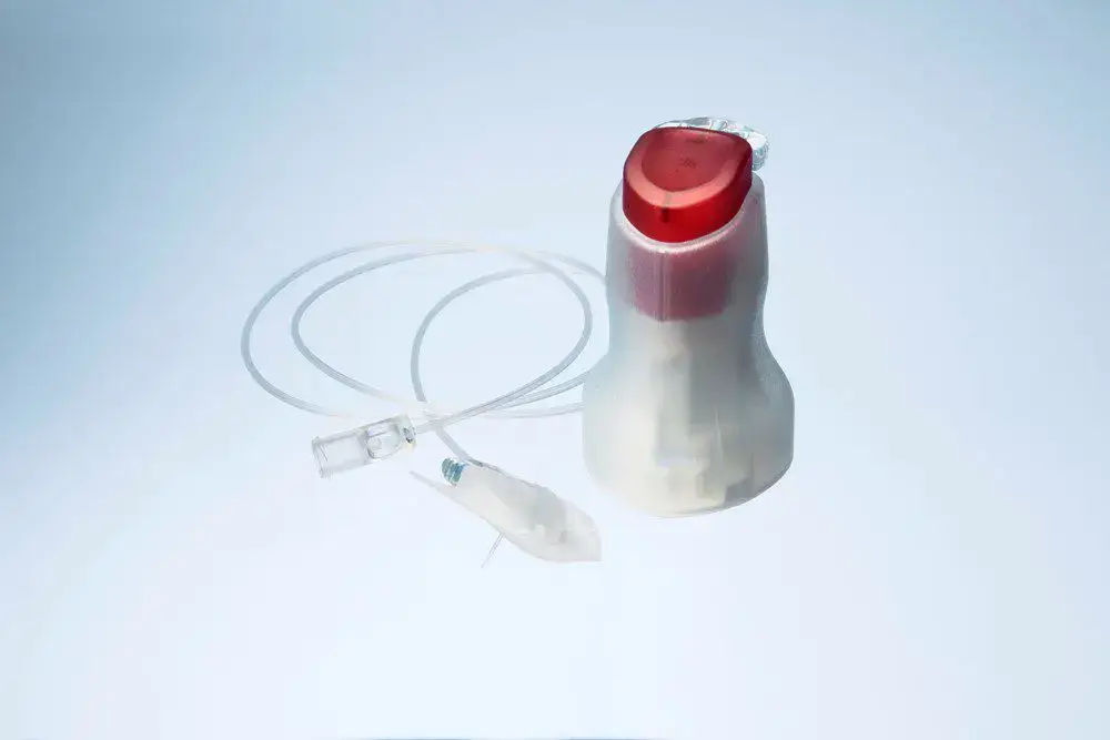 Product image of the neria™ guard infusion set, a soft cannula infusion set